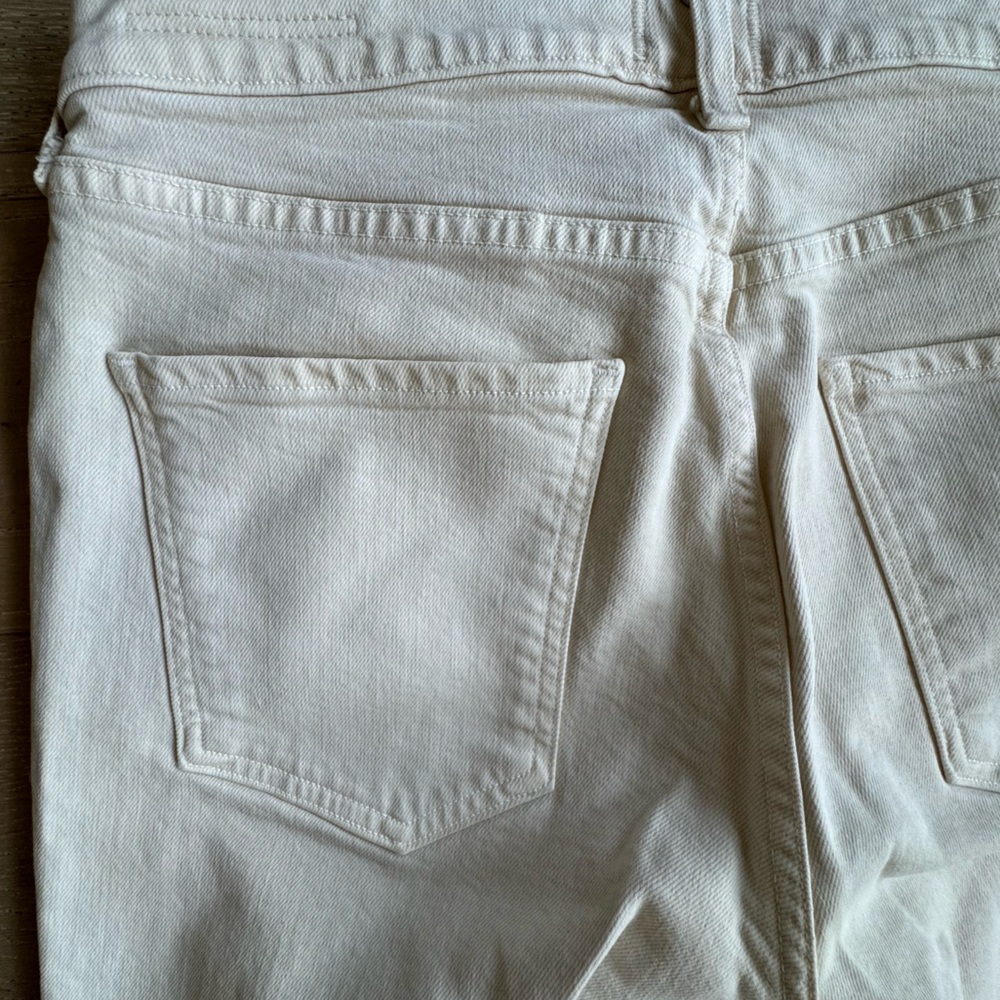 Citizens of Humanity Isola Cropped Boot Cut Jean - Size 30 - Picture 8 of 9